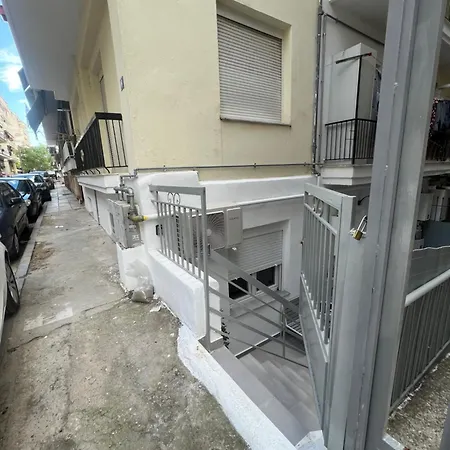 B Home Living - Comfort Like Home 2Bd & Terrace Апартаменты *